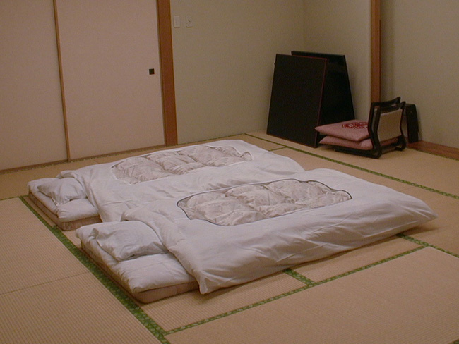 Rất nhiều cặp vợ chồng Nhật Bản không ngủ chung giường (Ảnh: Internet)